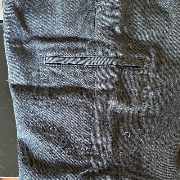 Icebreaker Women's Charcoal Gray Bermudas - Picture 3 of 10